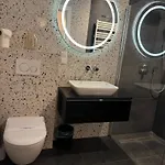 Modern Vero Portova