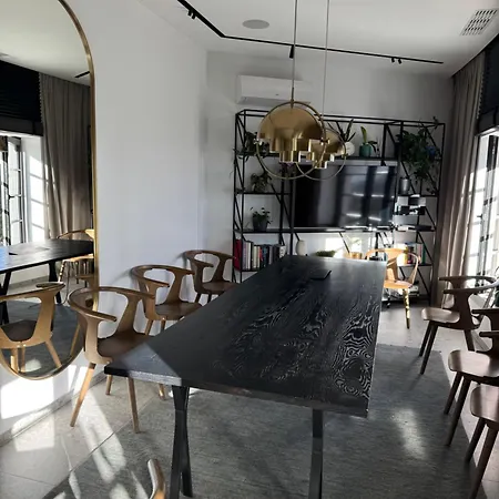 Modern Vero Portova * グディニャ